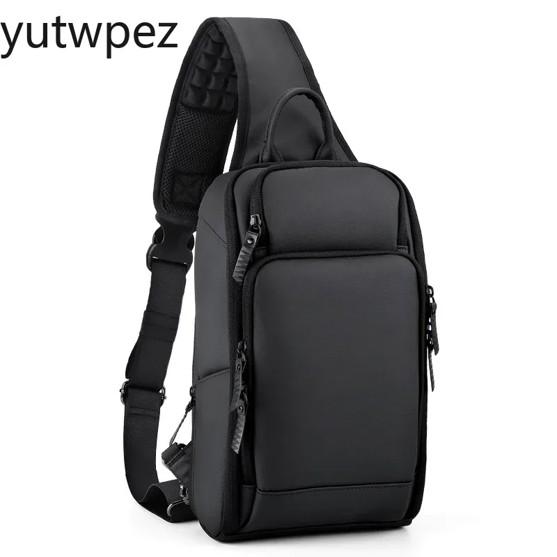حقيبة صدر رياضية للرحلات الخار - مراجعة Hiking Backpack Waterproof وسعره